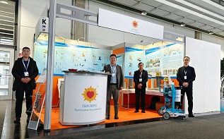 1744095323619607.jpg 9eeff38b208260ec4e53d32bed3272d.jpg