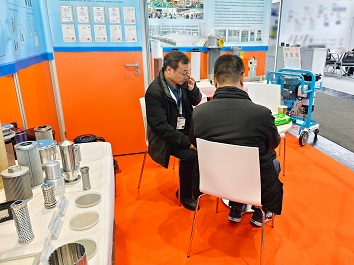 1744096578107840.jpg 1744096578107840.jpg